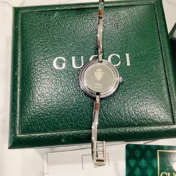 Gucci bangle watch - Picture 6 of 6